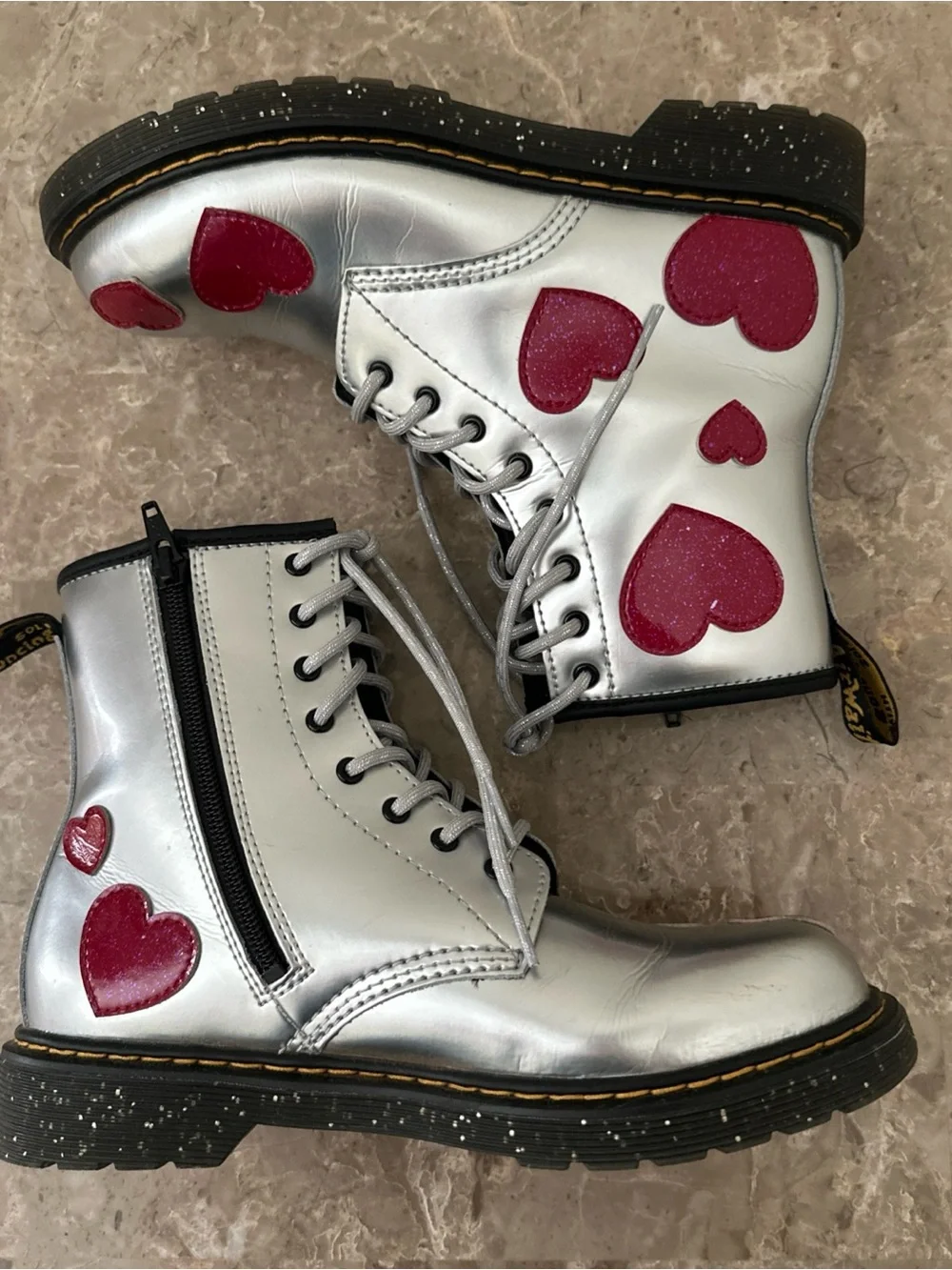 Womens Dr. Martens Boots Metallic Silver w/ Hearts Zipper Side Sz 6 Valentines - Picture 2 of 10
